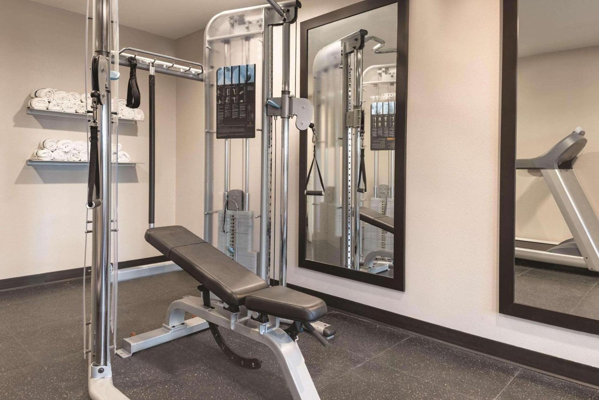 Country Inn & Suites By Radisson, Pella, Ia Luaran gambar